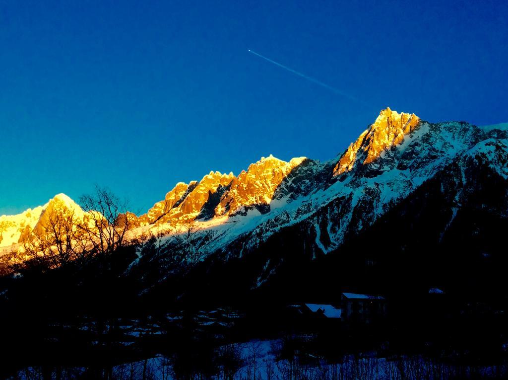 Appartement Facing The Chamonix Needles à Les Houches Extérieur photo